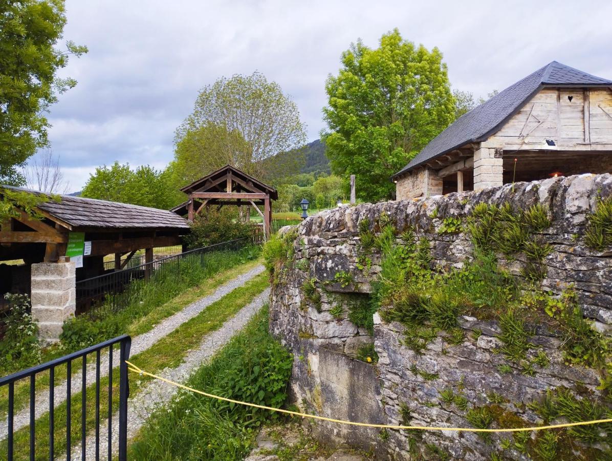 Chambres D'Hotes Le Moulin D'Auxillac La Canourgue Ruang foto