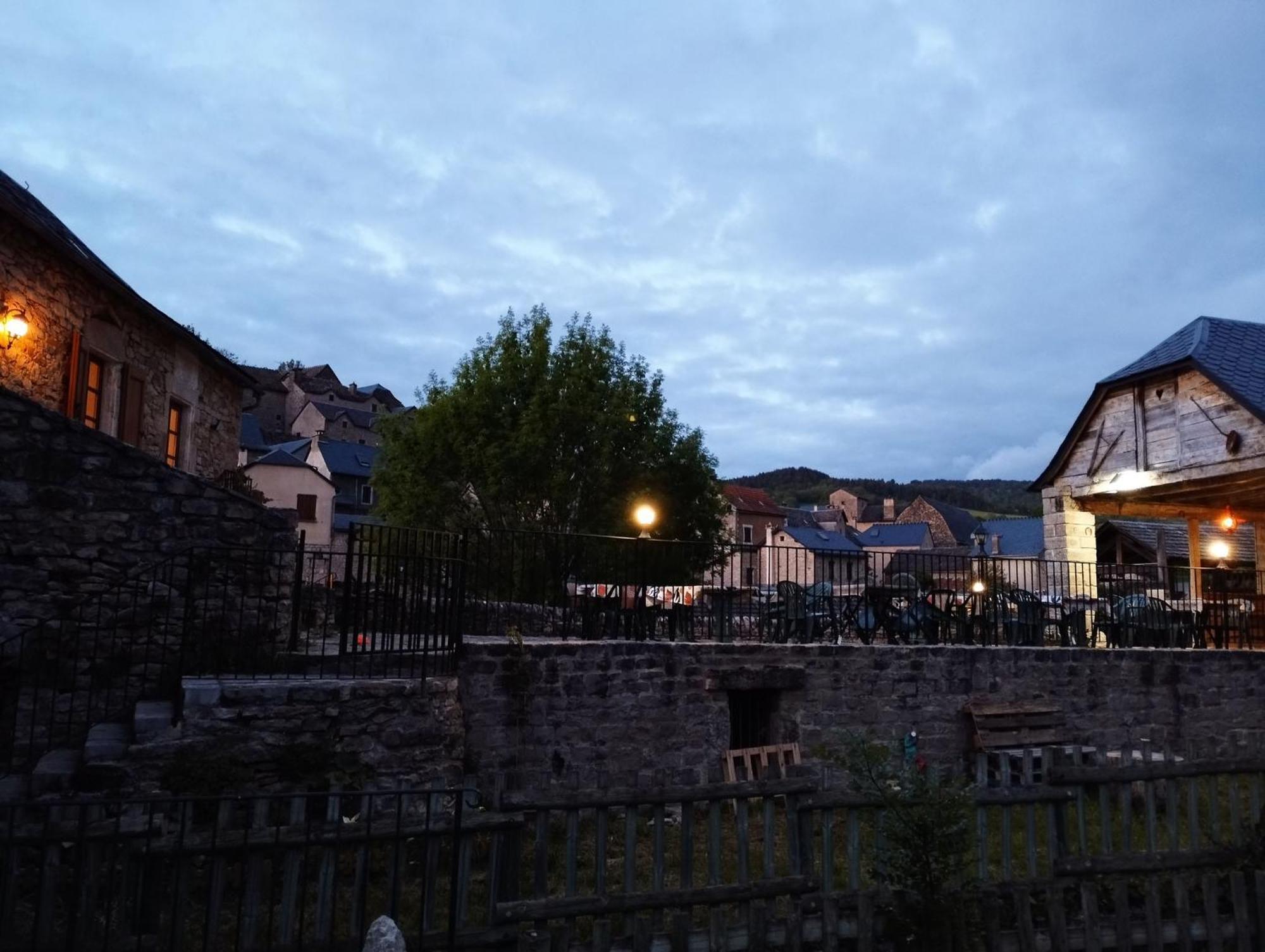 Chambres D'Hotes Le Moulin D'Auxillac La Canourgue Bagian luar foto